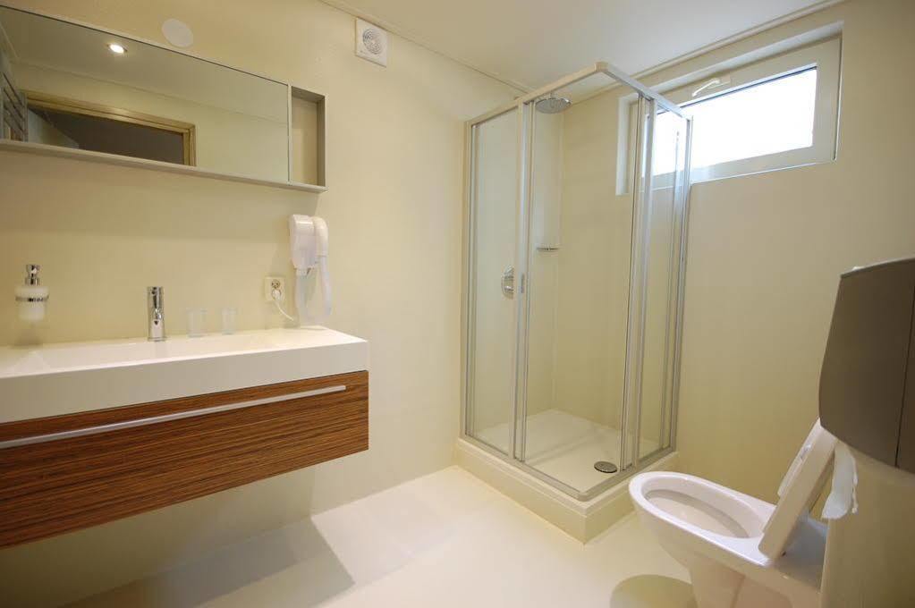 Bij Hen Op Ameland Hotel